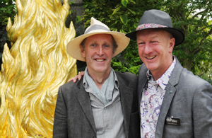 Jim Keeling, Golden Cypress sculptor,with Andy McIndoe