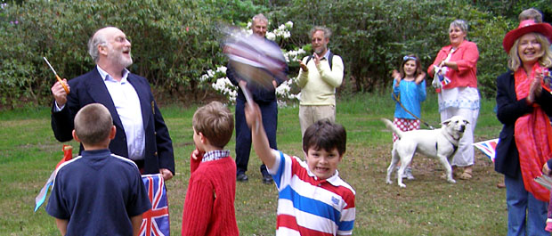 Mr Nick de Rothschild officially opening the new Exbury Jubilee Walk