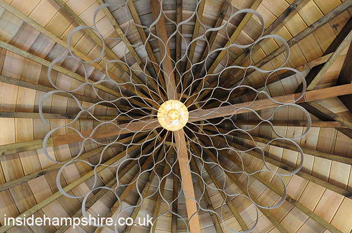 Chewton Glen treehouse